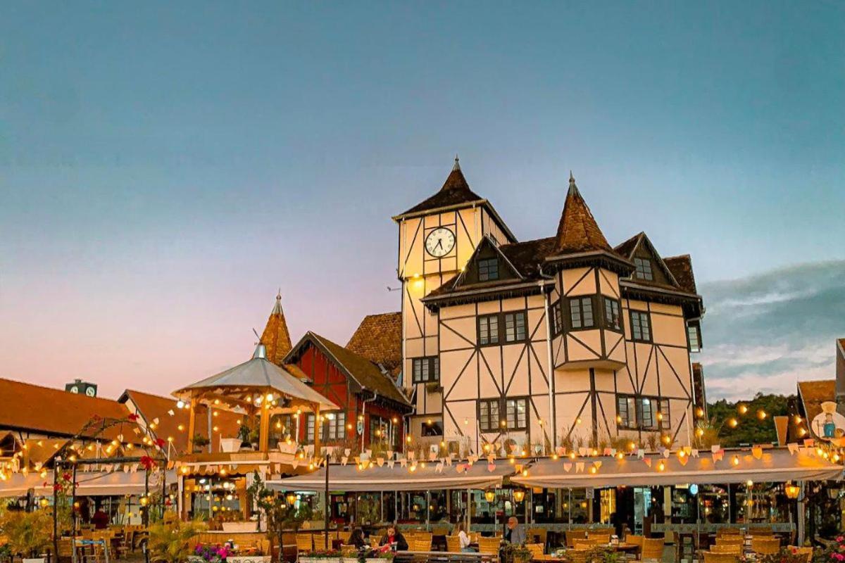 Quartos Proximos A Oktoberfest, Em Блуменау Экстерьер фото